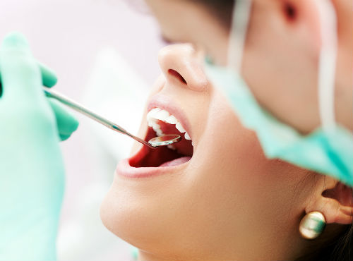 Протезирование передних зубов верхнего ряда