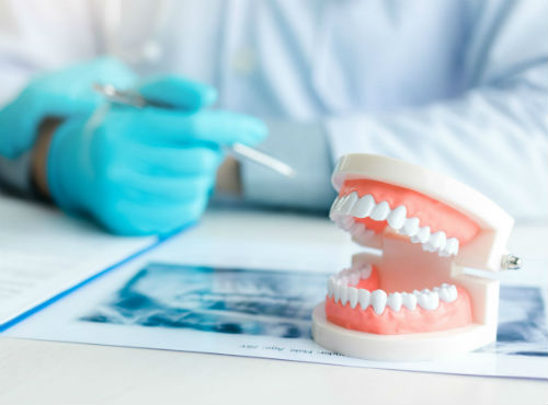 Срочное протезирование зубов
